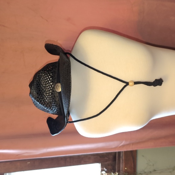Cov-ver Handmade Straw Cowboy Hat with Drawstring - Picture 2 of 6